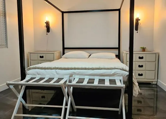 Сasa de vacaciones Walk 2 Old Town 4 Bathrooms 5 Bedrooms Golf Putting Pool Table 12 Min To Airport *
